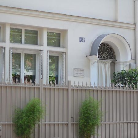 Bed and Breakfast Le Jardin De Rochegrosse París Exterior foto